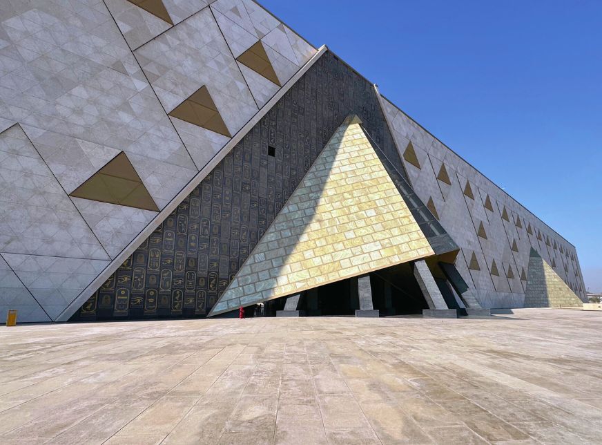 Tour zum Grand Egyptian Museum vom Hafen von Alexandria